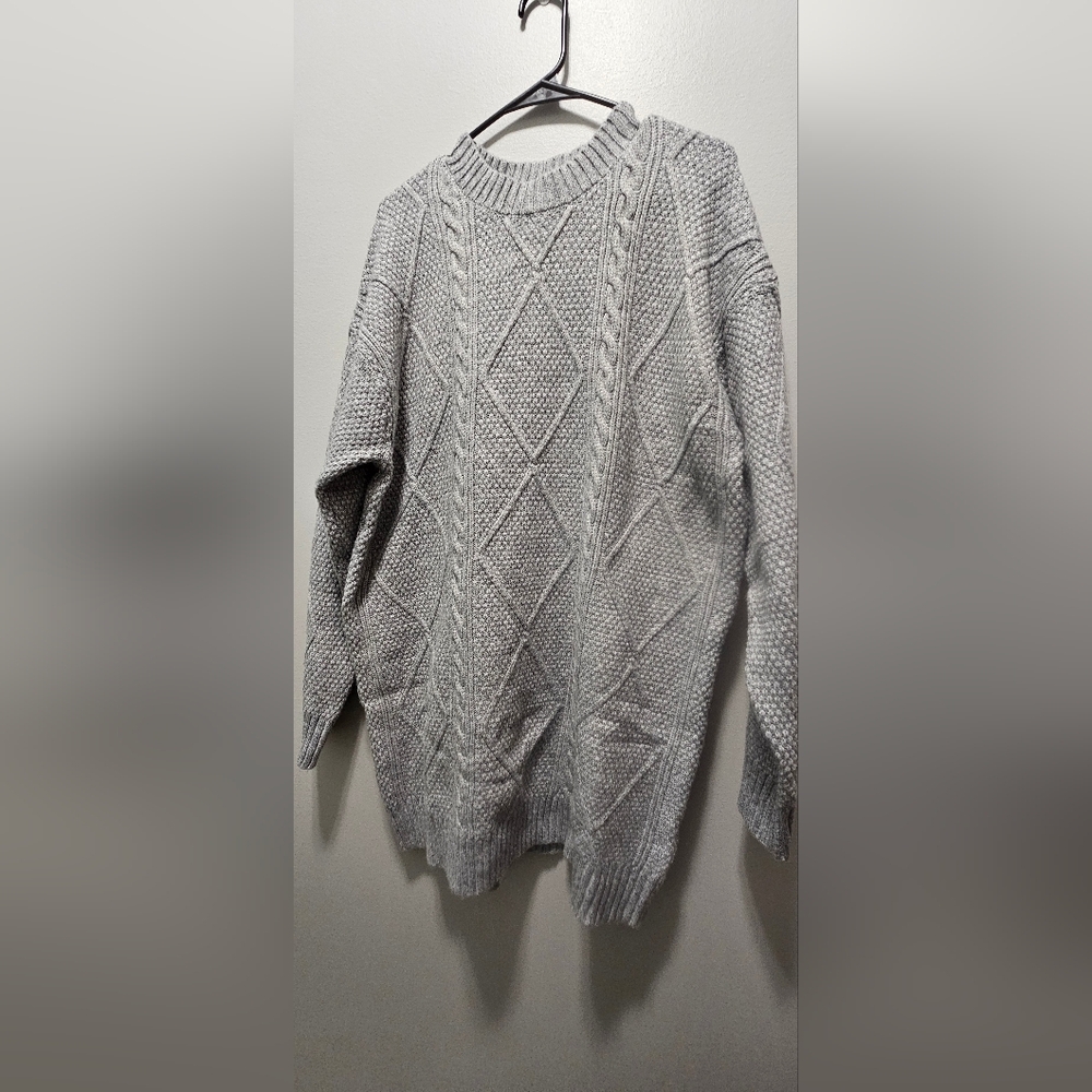 Woman's Gray Cable Knit Sweater